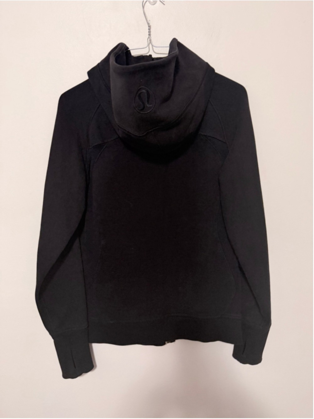 Lululemon Scuba Hoodie Women’s Size 6 Black Full Zip Jacket Thumbholes Logo - Picture 3 of 7